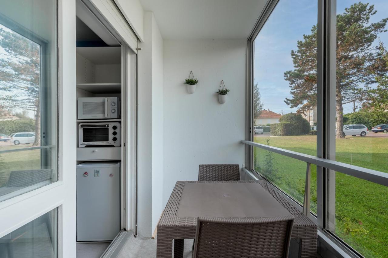 Studio Avec Loggia - A 200M De La Plage - Parking Courseulles-sur-Mer Exterior photo